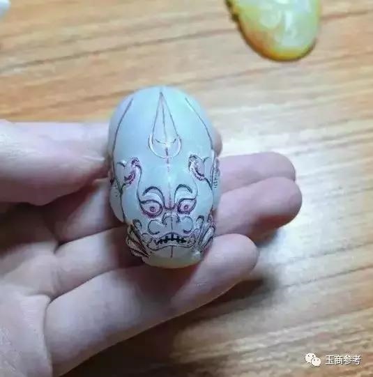 玉貔貅吊坠图片，6种人千万不能戴貔貅