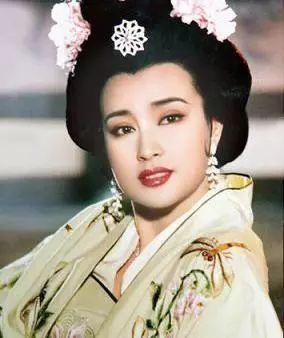 武则天真实生日，武则天转世后是谁