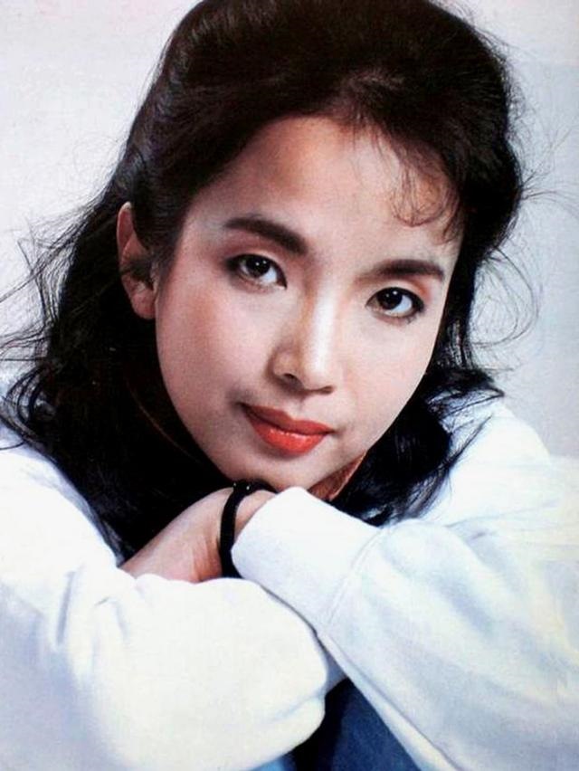 6年属龙的女人有几次婚姻,属龙1976年一生婚姻"
