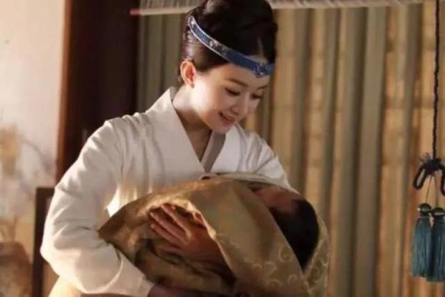 属兔人凌晨5到7点出生，牛男夜里一点出生