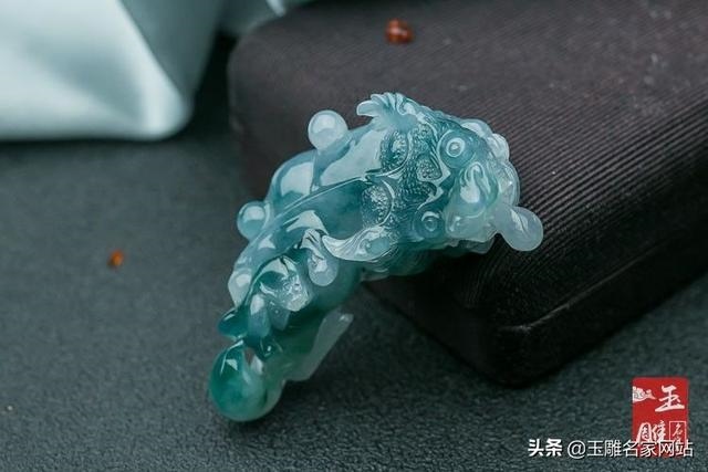 貔貅为什么不能买金的，戴金貔貅的好处和禁忌