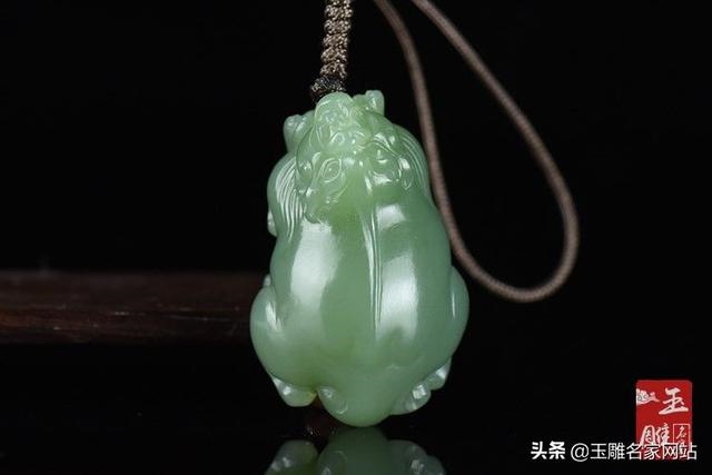 貔貅吊坠的佩戴忌讳千万别戴错，玉貔貅的佩戴忌讳什么