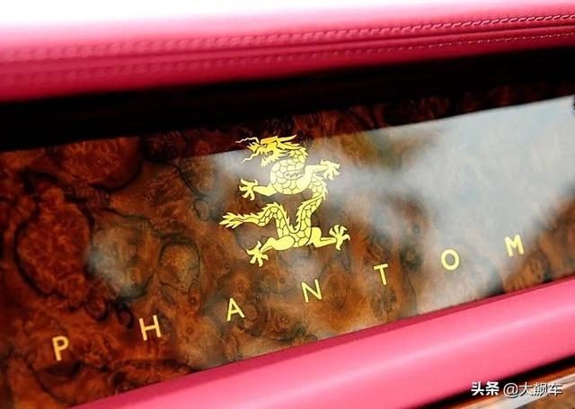 属兔的开什么车比较好，属兔最旺的颜色是什么