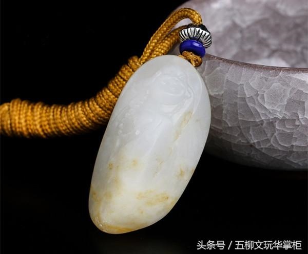 女人脖子上戴玉貔貅好吗，6种人千万不能带个貔貅