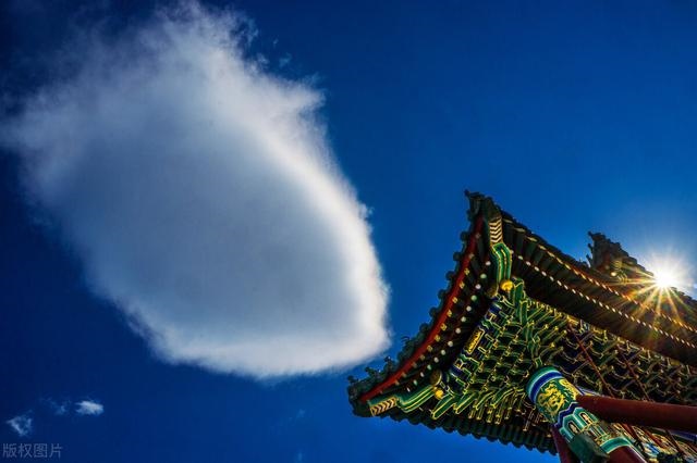 什么颜色的龙最尊贵，女人身上有龙跟着好吗