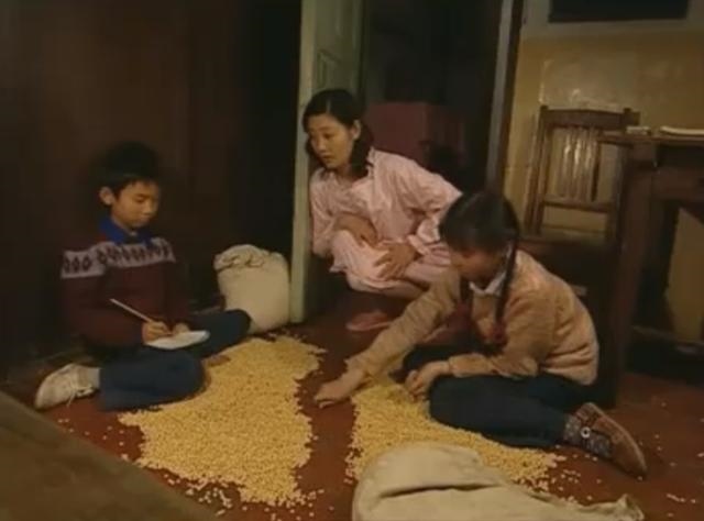 爸爸属兔女儿属虎好不好，属蛇人今年怀孕明年生