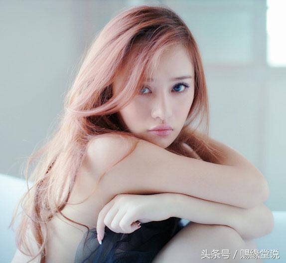 属兔女不能跟什么配，属兔宜带什么