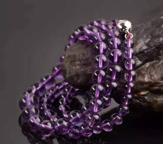 属兔带什么能招财，属兔家里放什么招财