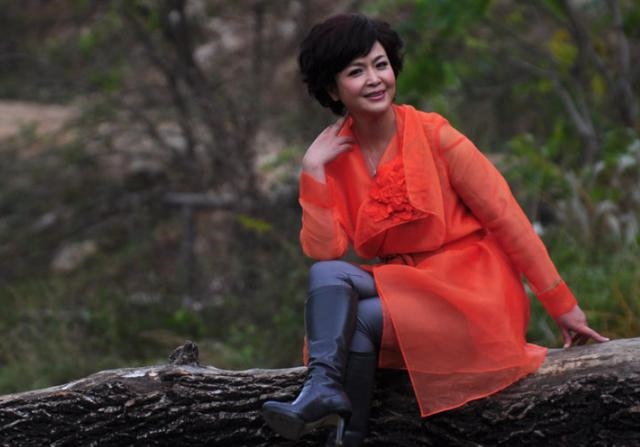 987年多大岁数，1982年多大岁数"