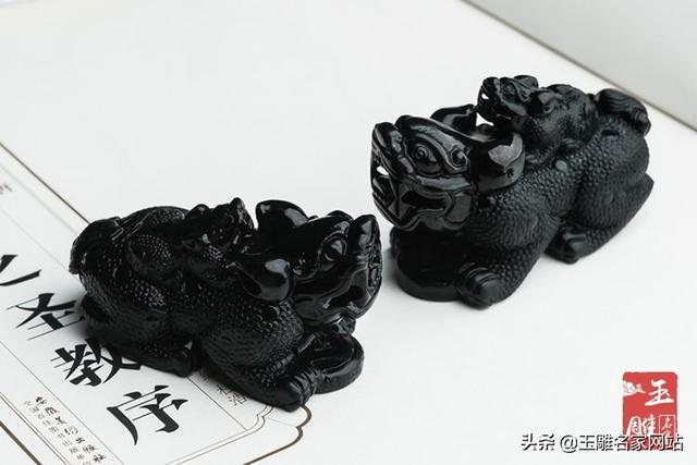 佩戴玉貔貅吊坠的正确 *** ，翡翠貔貅适合什么人戴