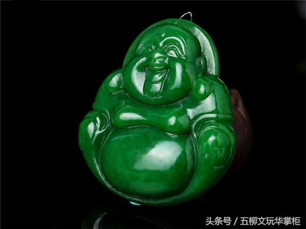 女人脖子上戴玉貔貅好吗，6种人千万不能带个貔貅