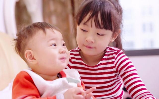 二胎验血女儿打胎了,验血两次女孩生下来男孩