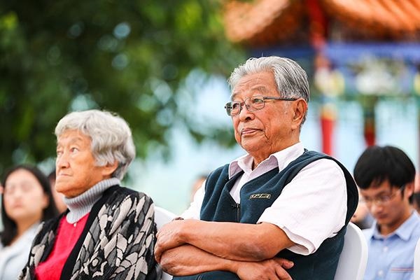 999年1月虚岁多少，1999年今年多大"