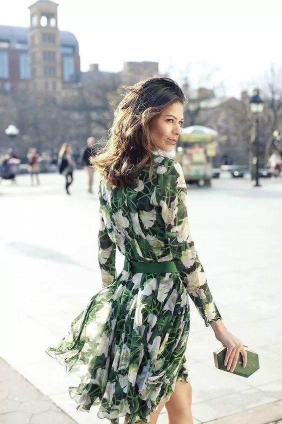 975年属兔的终身幸运色,1975年属兔什么颜色旺财"