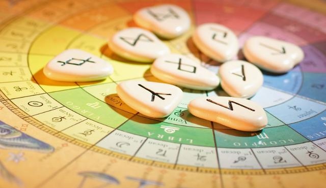 八字合婚的 *** ，更佳男女八字合婚表