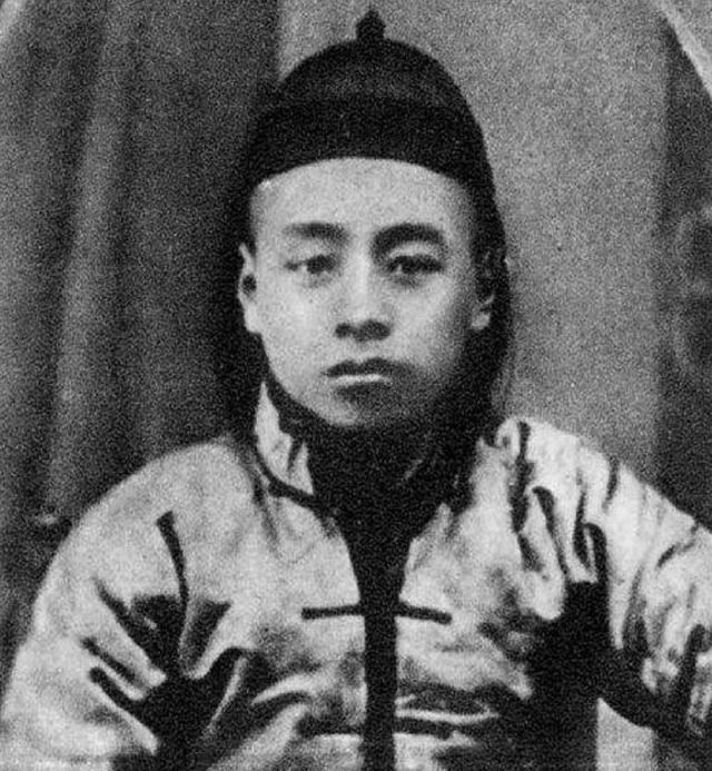 976年属龙男婚姻大事，76年属龙男的婚姻状况"