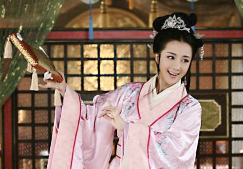 哪日出生的女人贵不可言，农历几日的女人是狐狸精