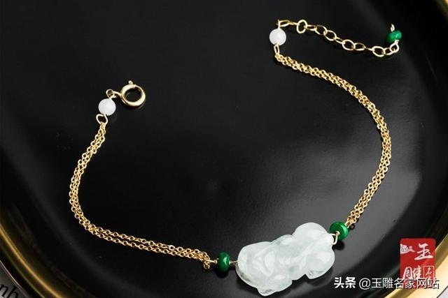 貔貅手串的戴法讲究，女人带貔貅手串的正确 ***
