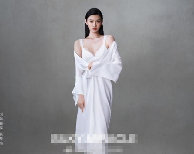 锁骨痣豪门真实事件，娱乐圈养小鬼是真的吗