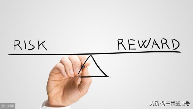 3属猪什么时候翻身谢手座女，83年属猪人三大坎"