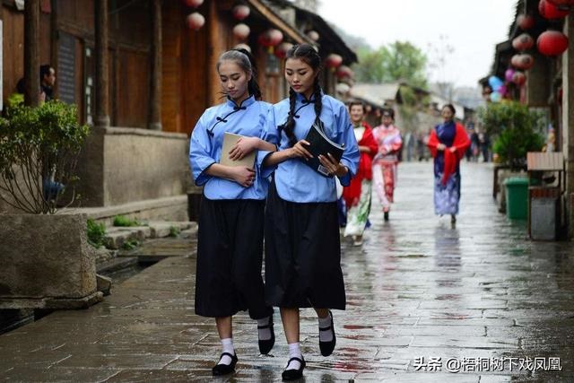 985年正月13日是阳历多少，命里有大财的农历生日"