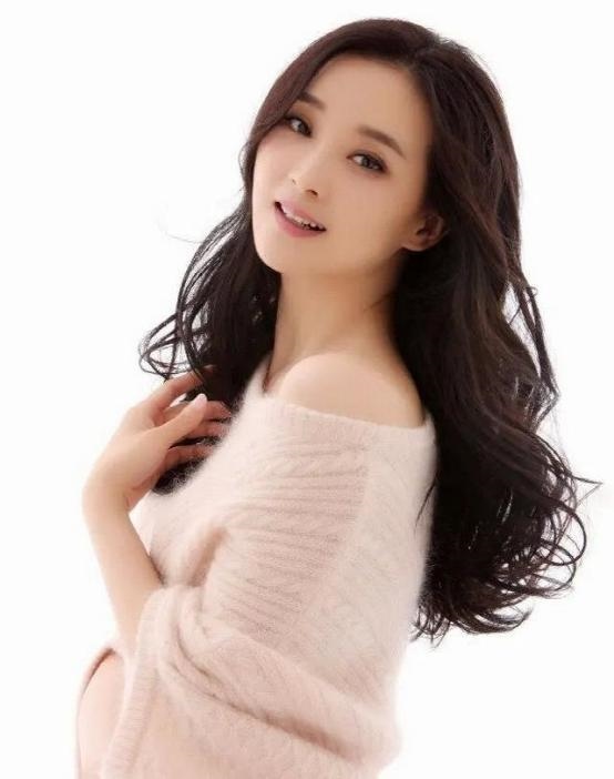 锁骨痣豪门真实事件，能嫁优秀老公的痣相