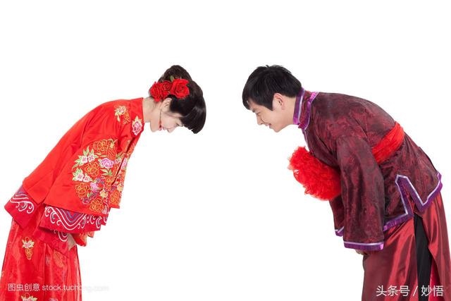 4年属狗人2022结婚吉日，属狗2022年结婚好不好"