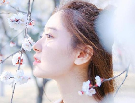 农历四月初六出生的女孩命运，农历四月初六出生的女孩五行