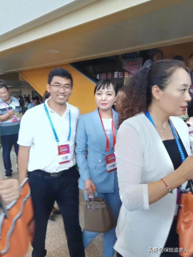 属鼠的适合做什么生意比较好，72年属鼠49岁交运