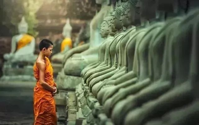 算命的一看就知道是死人八字，算命人的下场