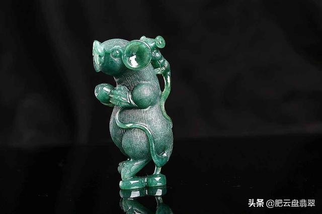 属鸡的为什么不能戴玉，属鸡的适合戴玉吗