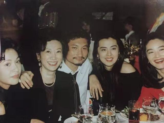 6年属龙女人感情,1976年属龙44岁遇真爱"