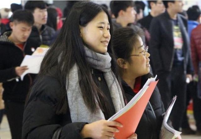 十二生肖年龄表格岁数2022，十二生肖岁数图