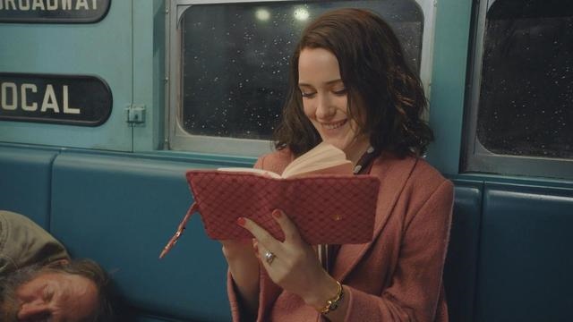 女人有钱会变什么样，女人有钱背后怎么赚钱