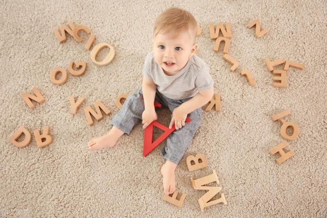 生肖属龙的年份性刘能开什么车，1976年属龙46岁大劫年