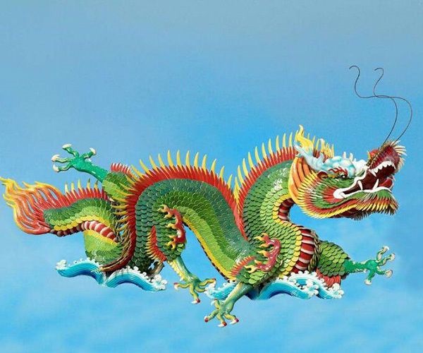 6年属龙女2022年运程，76年龙女2022