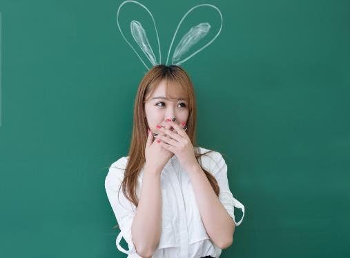 什么属相旺鸡的财运，什么属相旺鸡