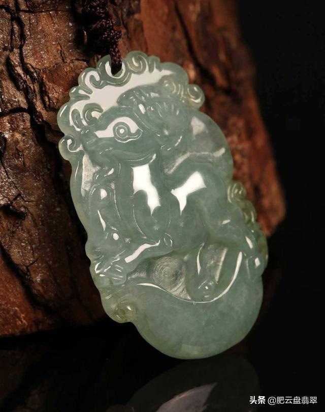 属鸡的为什么不能戴玉，属鸡的适合戴玉吗