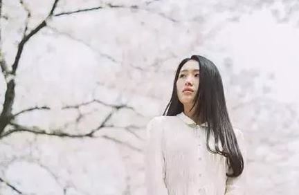 属龙男真 *** 的表现，属龙男人面对喜欢的人