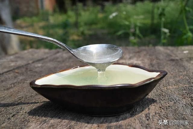 蜂蜜水的正确喝法及更佳时间，蜂蜜的正确吃法