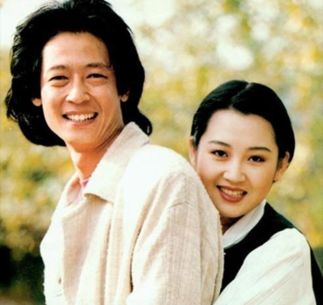 976年至今多少岁，1976年中国发生了什么事"