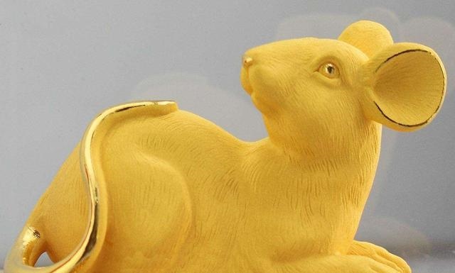 蛇宝宝忌什么属相的父母，蛇宝宝旺什么生肖的父母