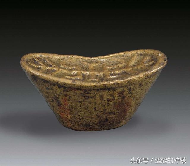 属蛇人的风水摆件，属蛇办公室桌上放什么最招财