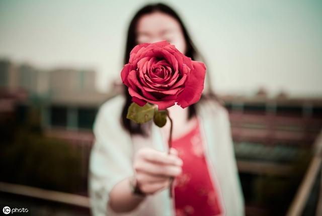 夫妻生辰八字相克怎么办，五行相克的人结婚会怎样