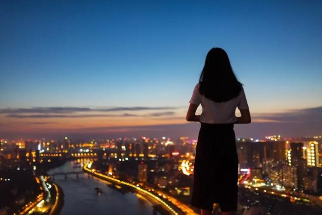 算一算今年我的运势，免费算财运和事业2022