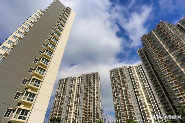 975年女2022年的走势，2022