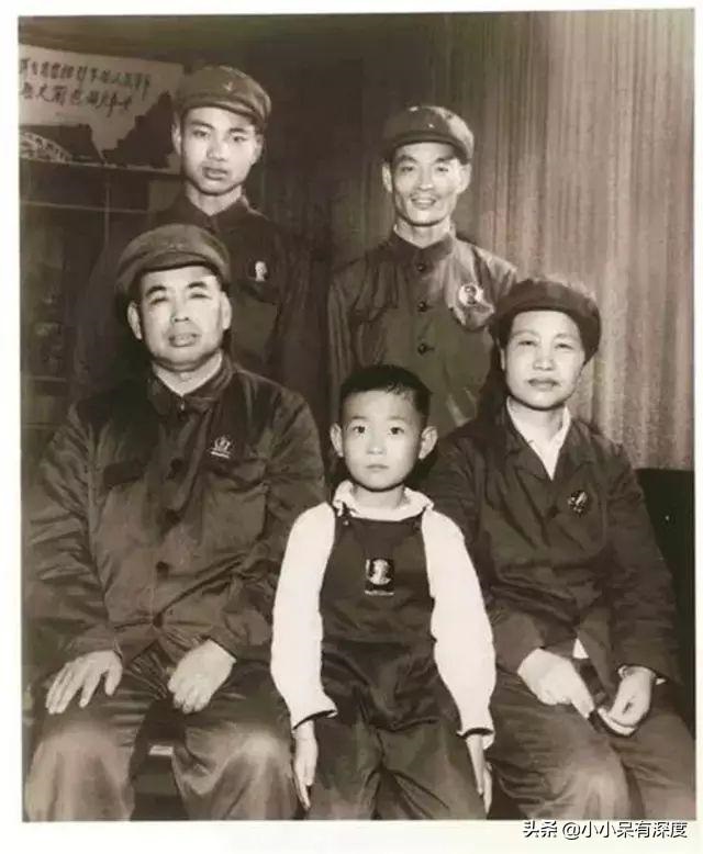 属蛇一生有几次婚，属蛇男人更佳妻子