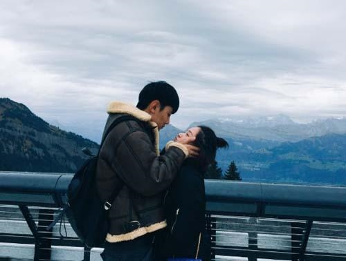 属蛇女放弃一个人的表现，属蛇的人感情容易变心吗