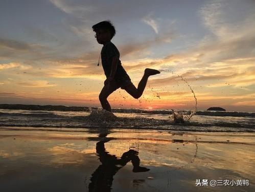 为什么说男怕戌时，戌时出生的男孩桃花运