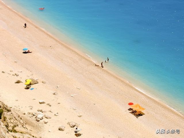 属龙男人睡了你之后，76年属龙男今年出轨会离婚吗